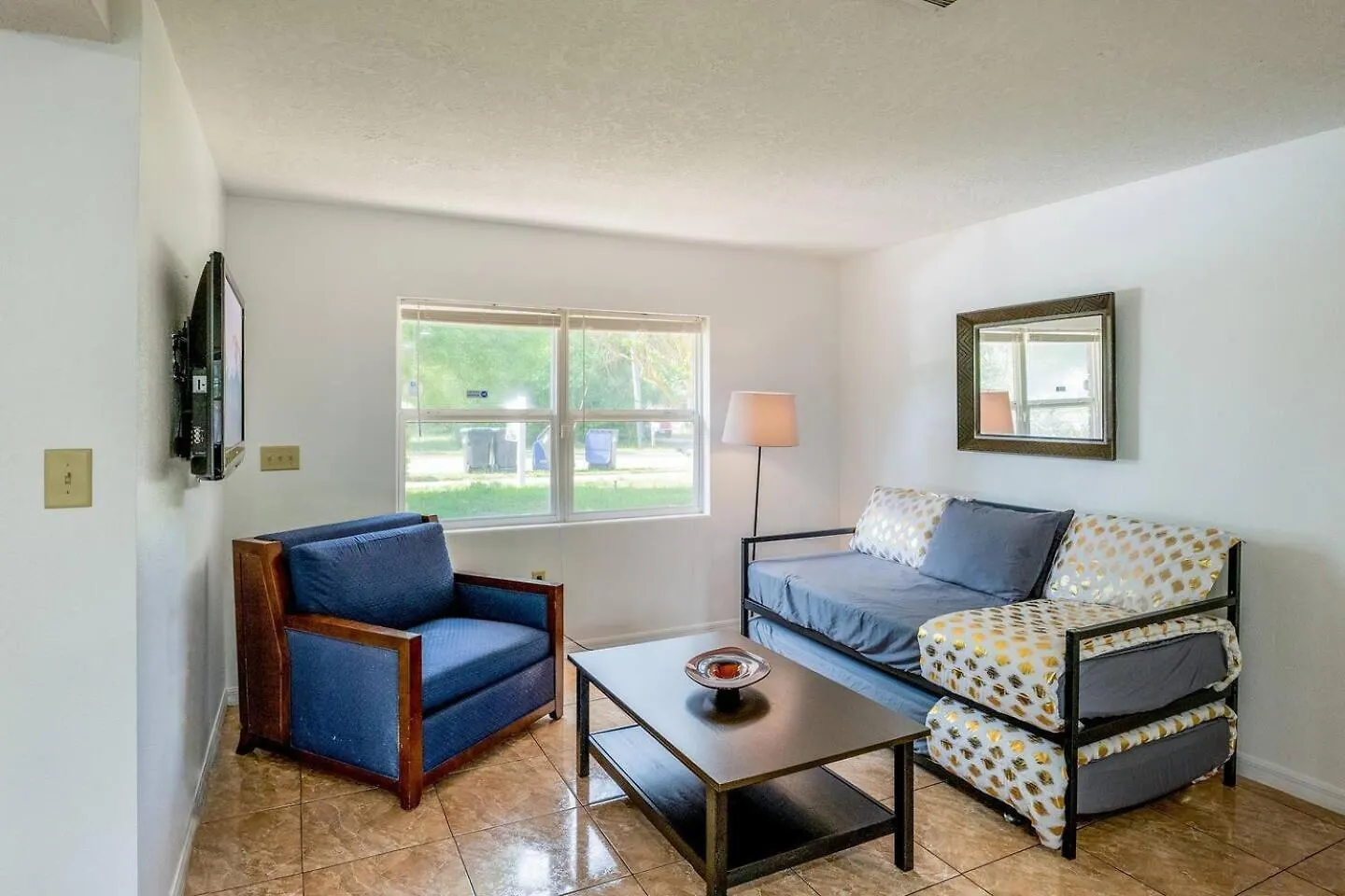 Quiet 2Br Getaway Fast Wi-Fi Pets Ok Villa Orlando